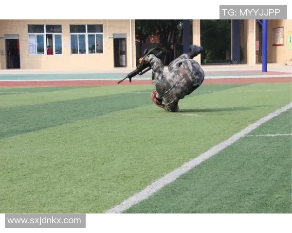 LNG在挑战者杯中的意识表现分析与战术解读