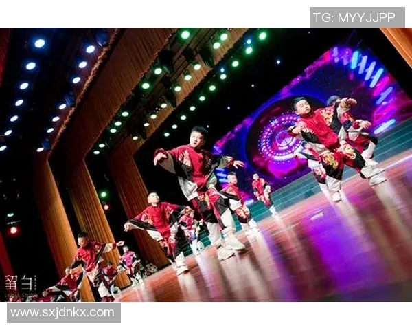 与赵强对话探索他在街舞世界中的成长与梦想 与赵强对话探索他在街舞世界中的成长与梦想