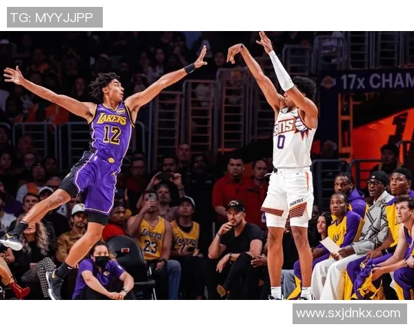 2006年NBA季后赛湖人与太阳的激烈对决回顾与精彩瞬间分析